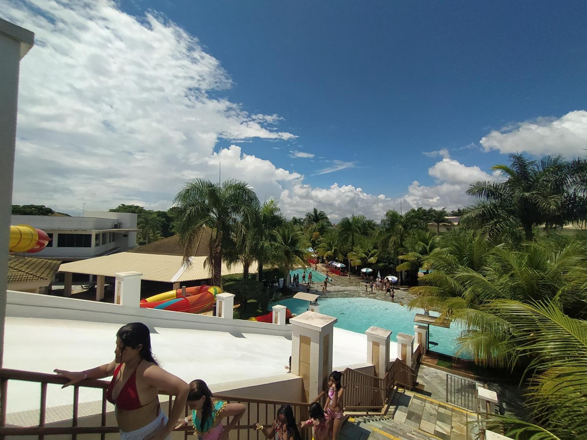 Lacqua Diroma, Mais Parque Acquatico Com Piscina De Ondas Caldas Novas Exterior photo